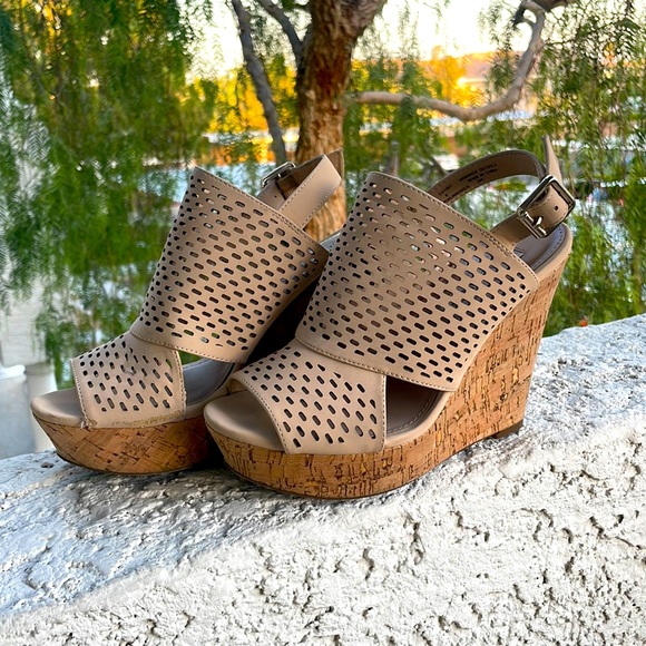 Steve Madden Shoes - Steve Madden Wedges Size 7.5